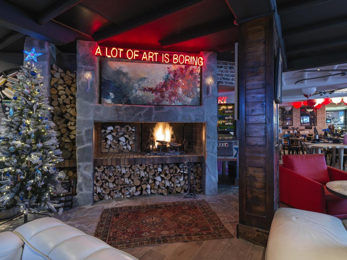 Snow Lodge Hotel Courchevel 1850 Bagian luar foto